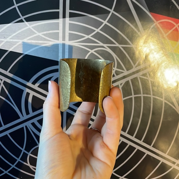 Me to We Cuff Bracelet 💛 - Picture 3 of 4